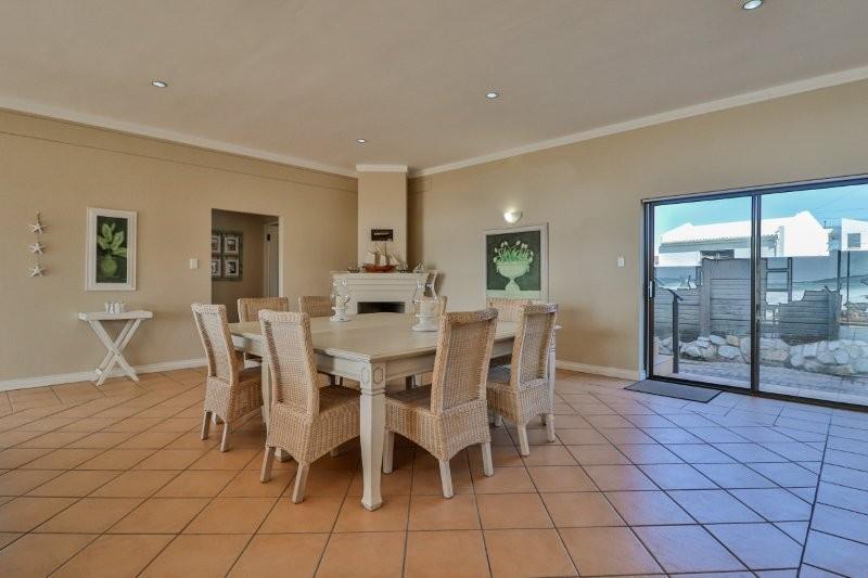 4 Bedroom Property for Sale in Jongensfontein Western Cape